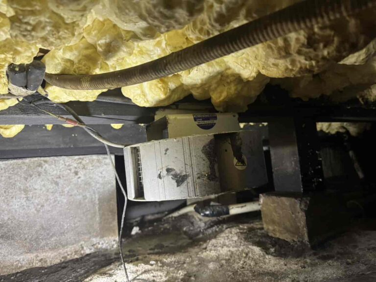 床下の換気扇がうるさい 松戸市で交換工事