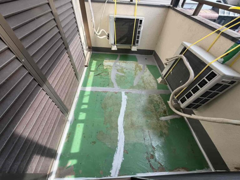 ベランダ下の天井の雨漏りを修理 奈良県大和高田市