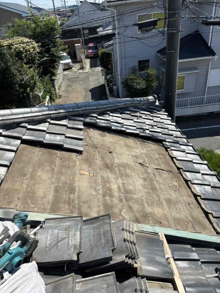 雨漏りを修理して瓦を固定 高崎市